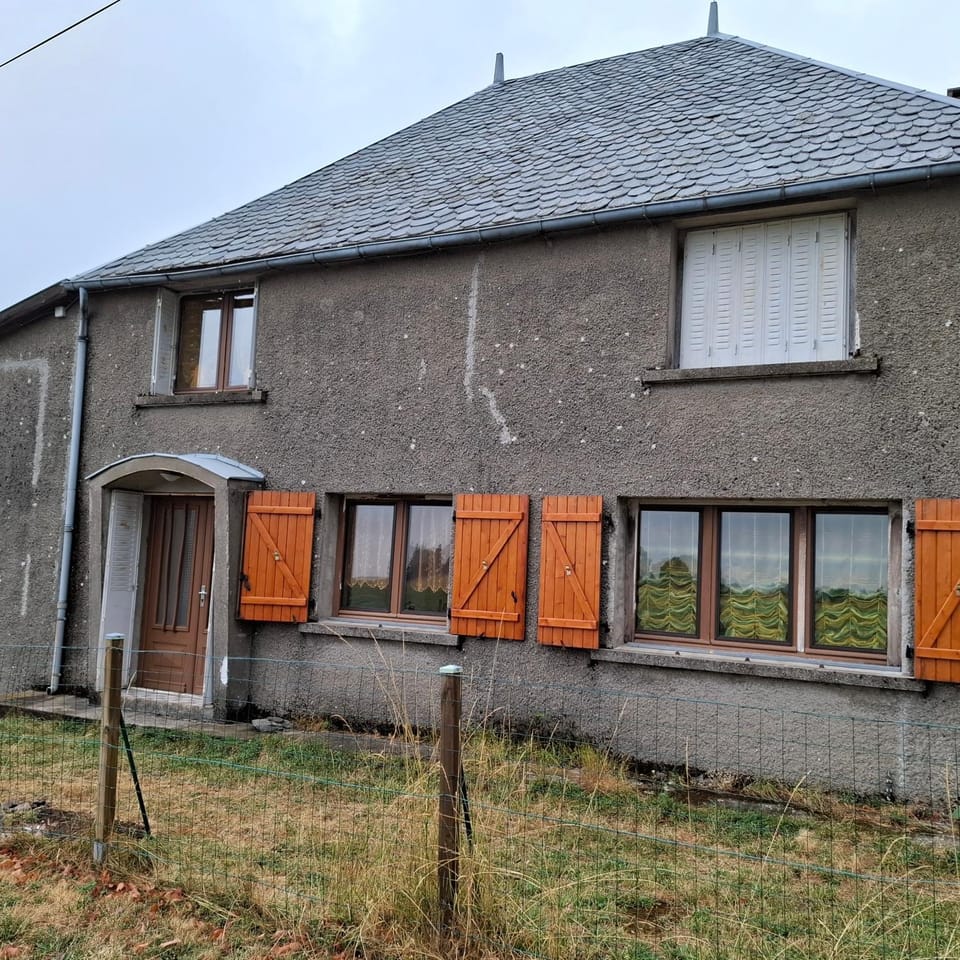 La Maison Chaleureuse et reposante de Pérignat House in Auvergne-Rhône-Alpes