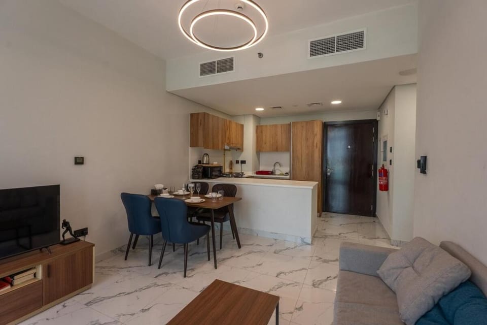 Marya Vista 1BR Stunning Sea View & Balcony 609 Apartment in Abu Dhabi