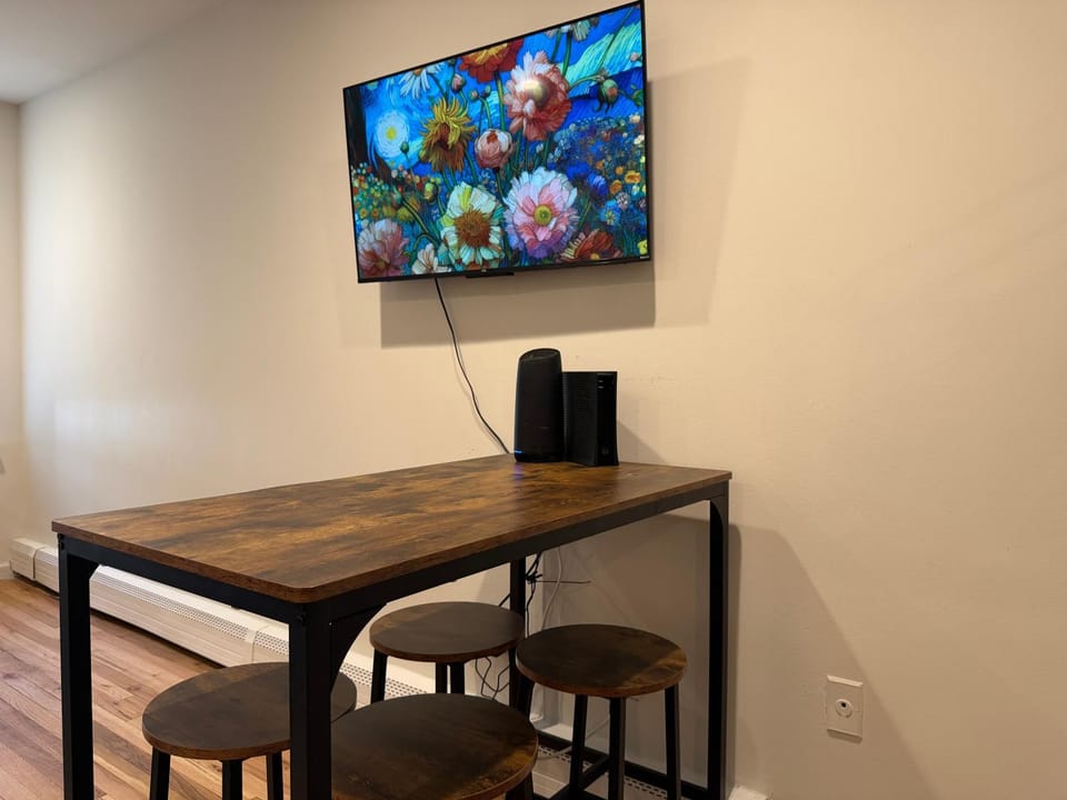 Times Square 1BR with Washer and Dryer Apartment in Midtown