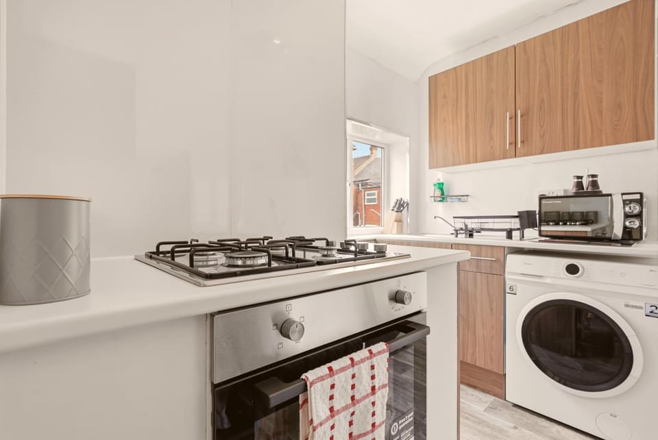 Saltwell House 3BR Gateshead Stay Sleeps 6 House in Gateshead
