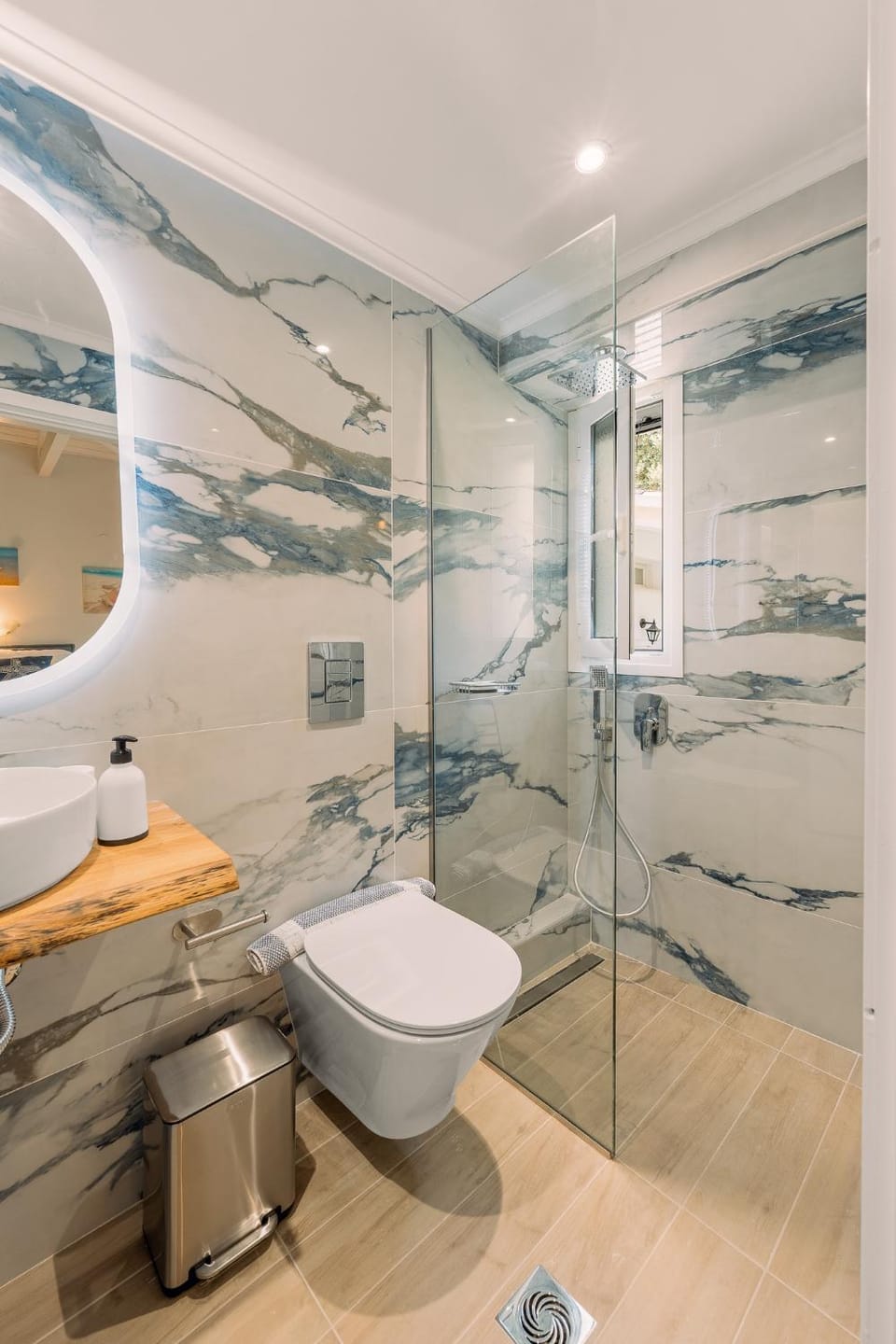 Shower, Toilet, Bathroom