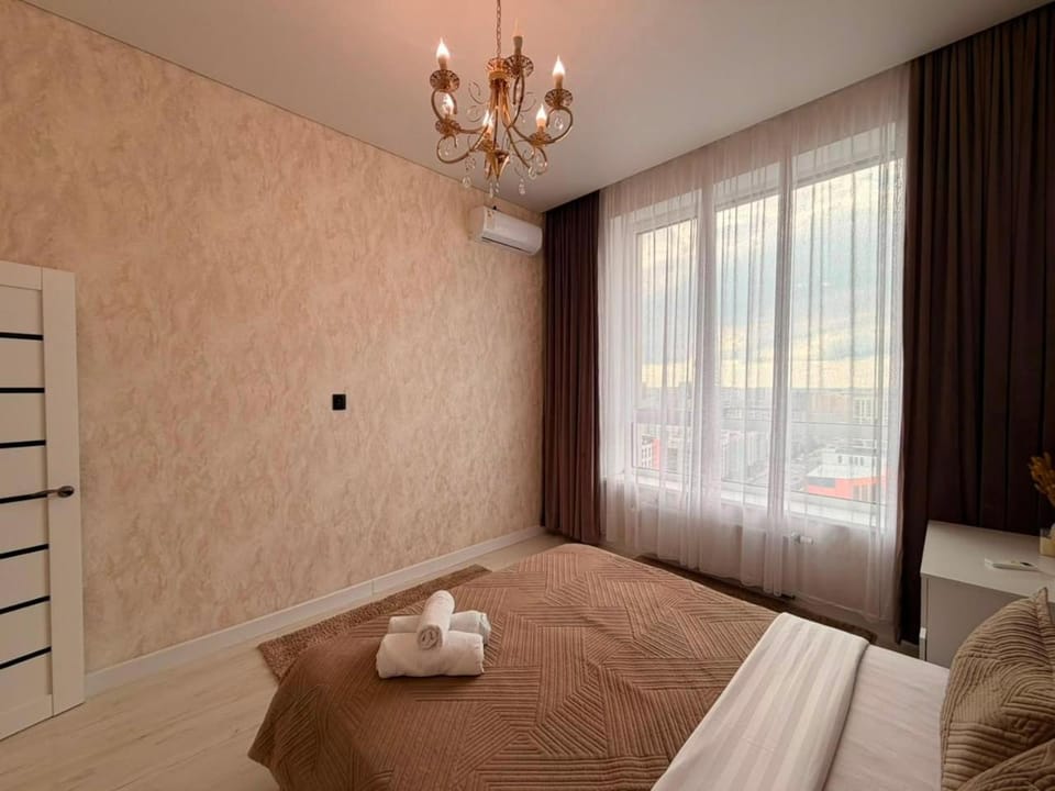 Bedroom, towels
