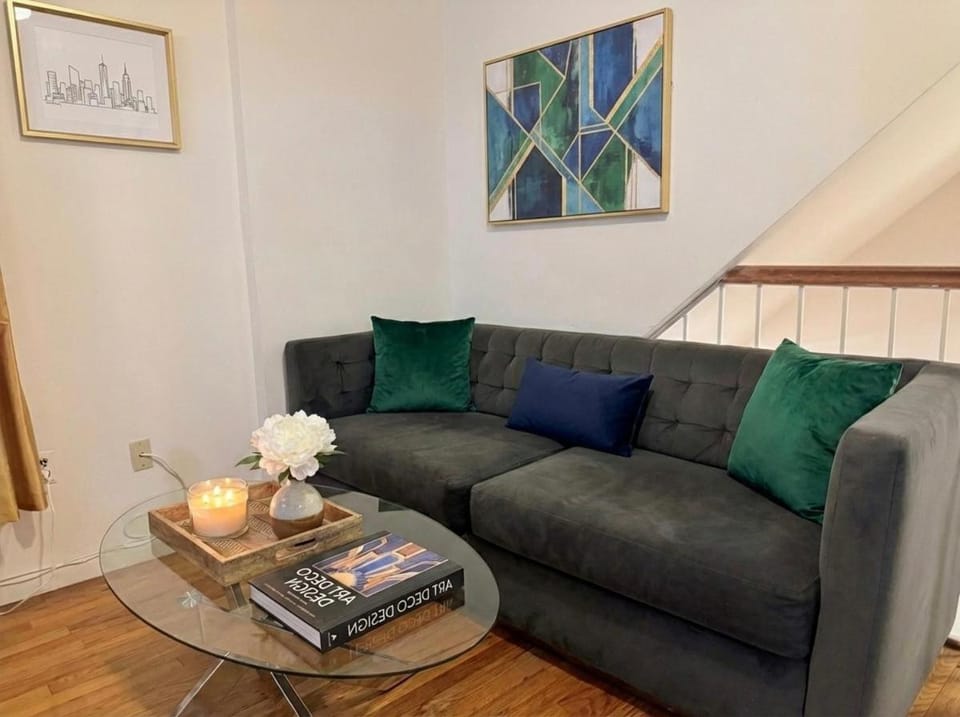 5 Beds Duplex Steps to Broadway, Central Park Apartment in Upper West Side