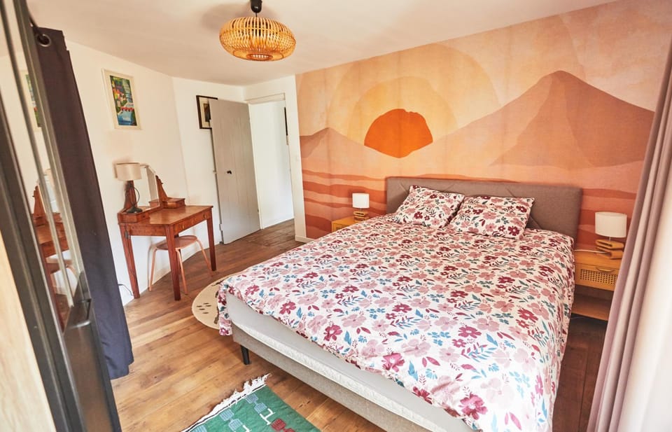 Bed, Bedroom