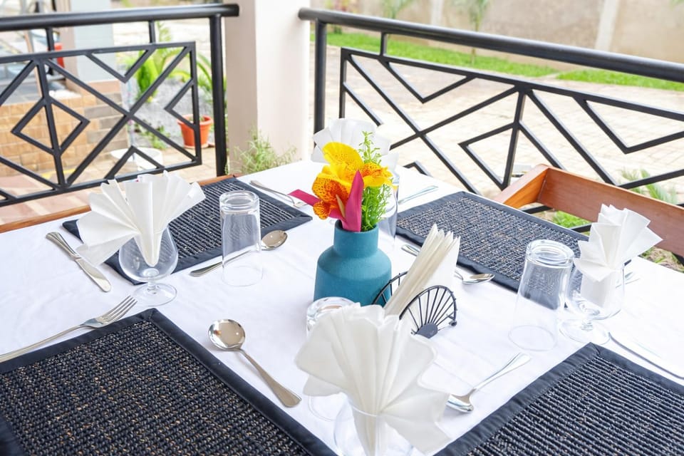The Valley Retreat -Private 2BR with Mountain Views Apartment in Arusha