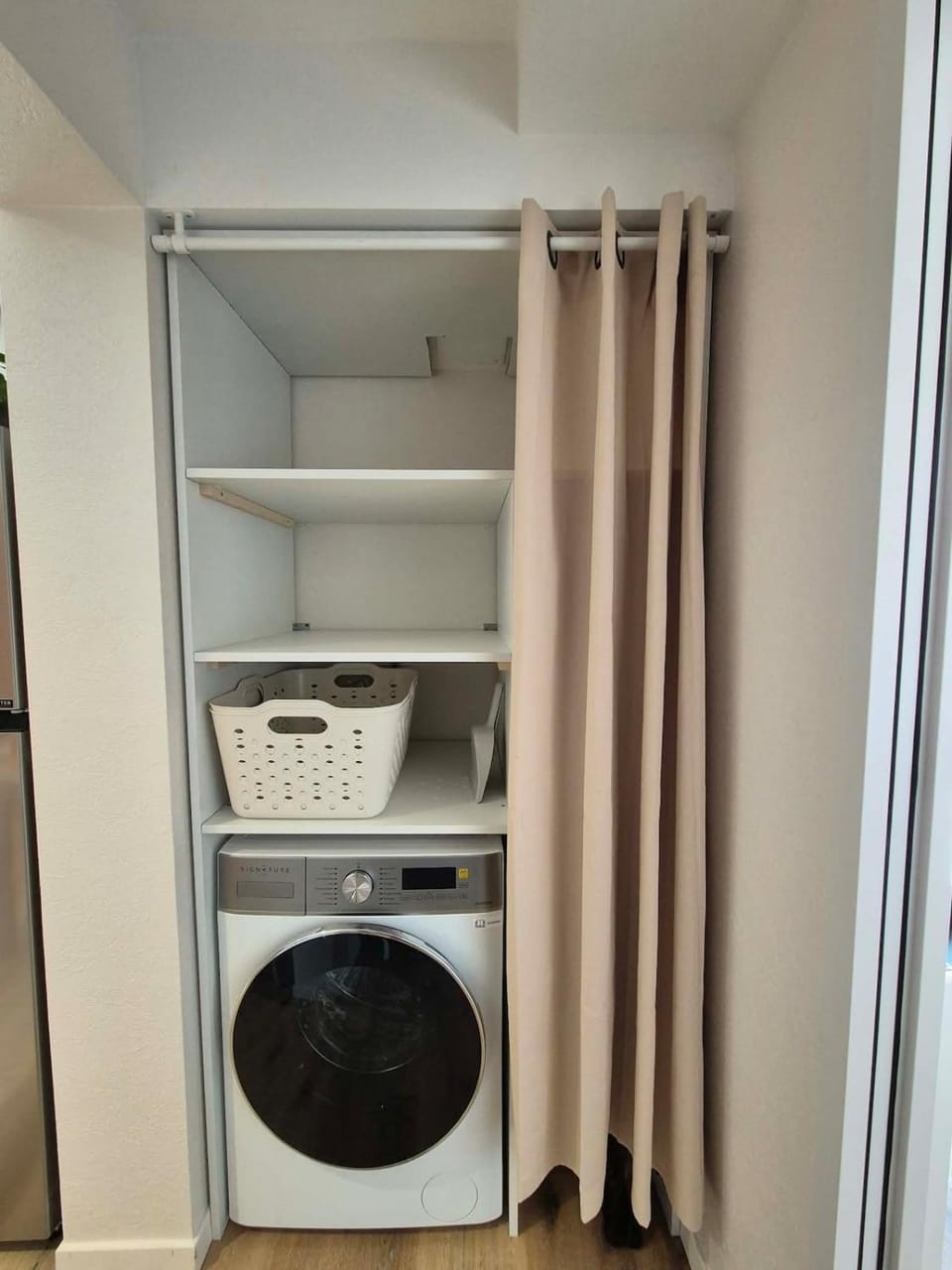 wardrobe, washing machine