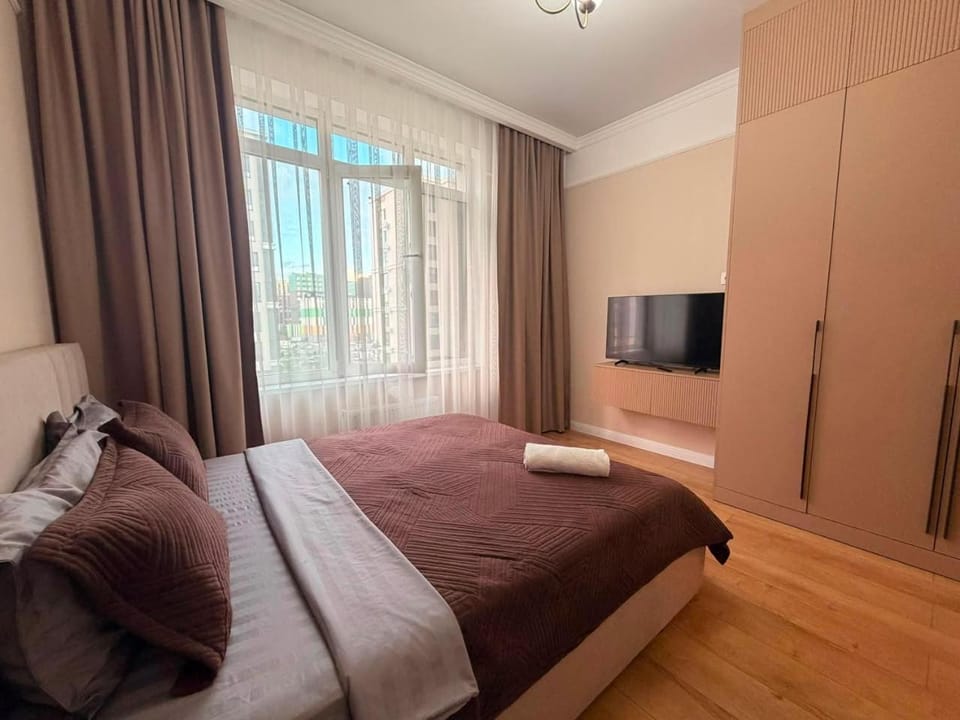 Bed, TV and multimedia, Photo of the whole room, Evening entertainment, Bedroom