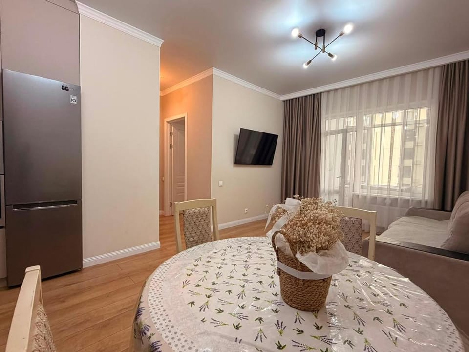 Bed, Living room, Photo of the whole room