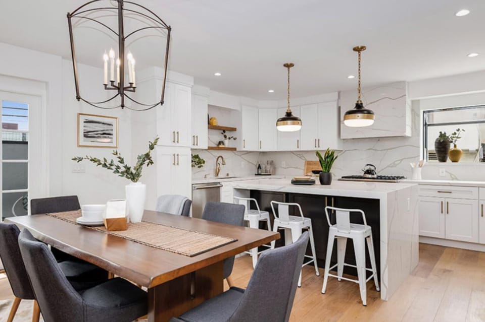 Three Bedroom Designer Residence In Top Location Apartment in Santa Monica