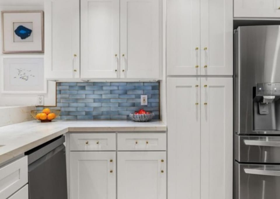 Coastal Two Bedroom Residence with Private Patio Apartment in Redondo Beach
