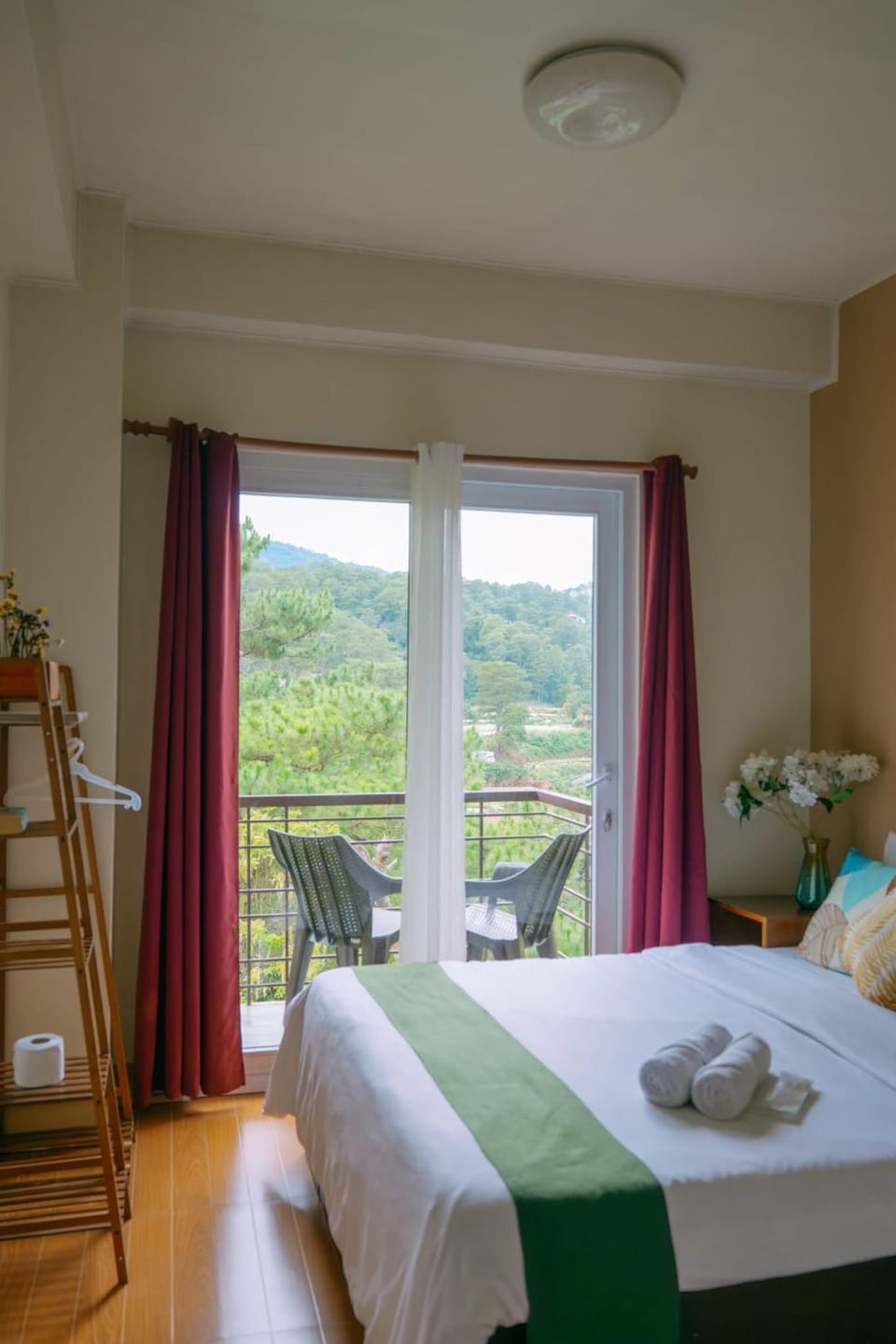 Bed, Balcony/Terrace, Bedroom