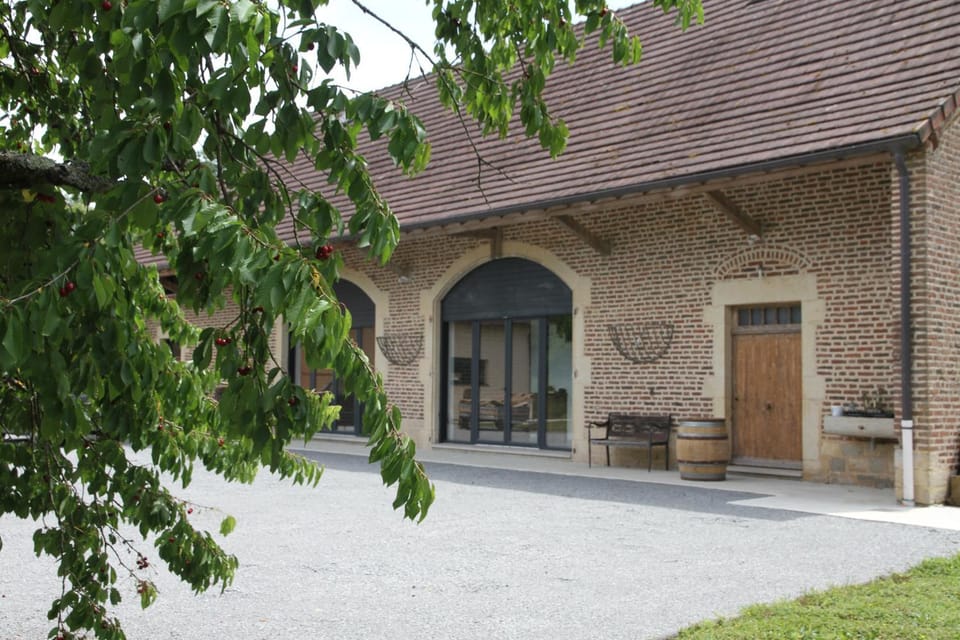 Property building, Facade/entrance, View (from property/room)