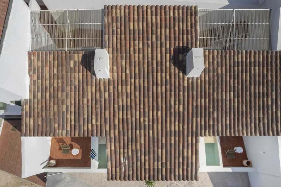 Property building, Facade/entrance, Off site
