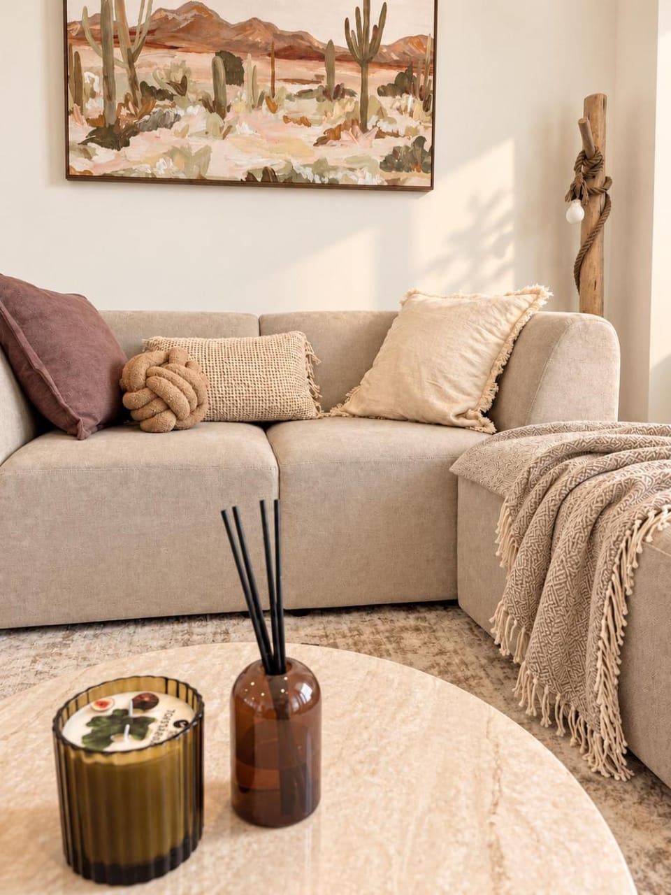 Living room, Decorative detail, Seating area