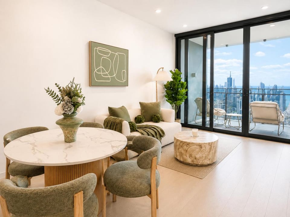 Balcony/Terrace, Living room, Seating area, Dining area, City view