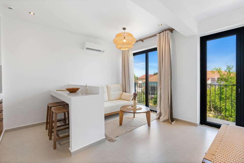 Omni House Nikiana Apartment in Peloponnese, Western Greece and the Ionian
