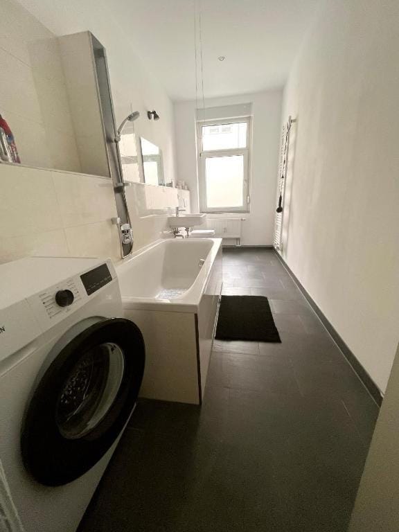 Bathroom, washing machine