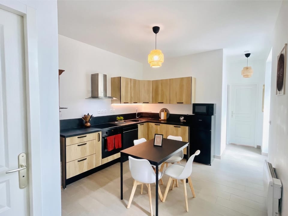Dining area, Meals, stove, kitchen