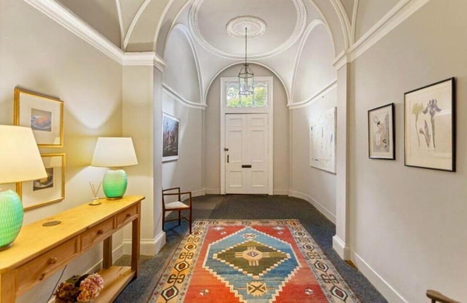 GuestReady - Beautiful New Town Studio with Patio Apartment in Edinburgh