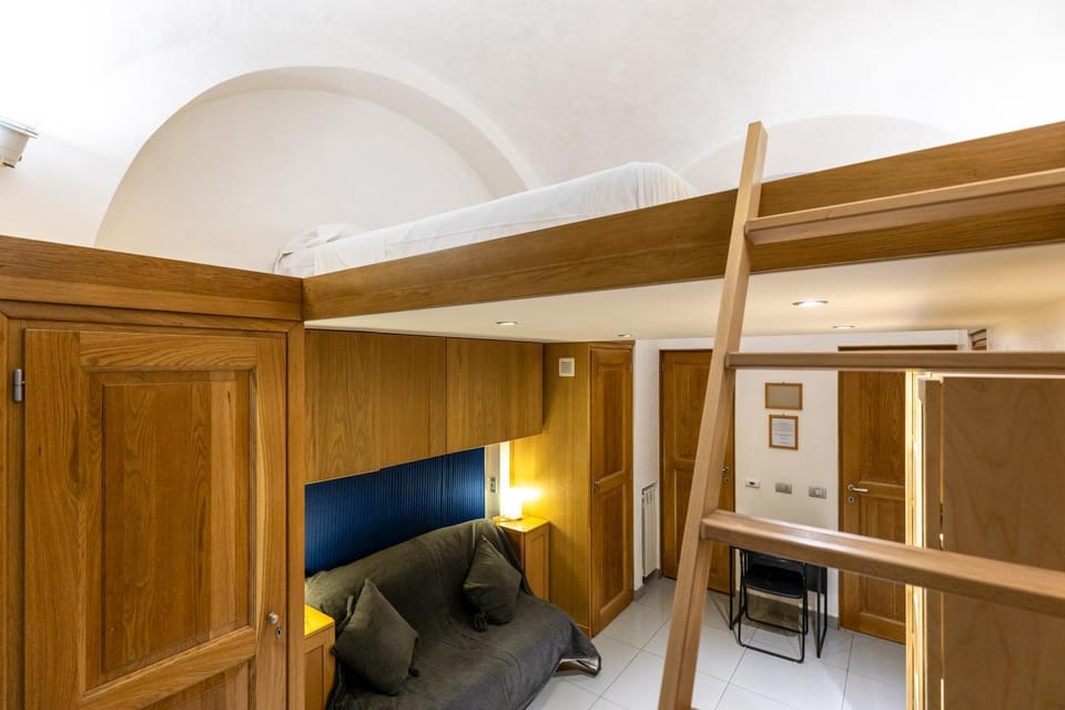 Bed, TV and multimedia, Living room, Photo of the whole room, Seating area, Bedroom, bunk bed, wardrobe