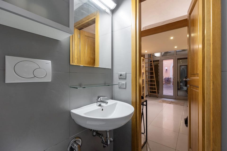 Shower, Bathroom, towels