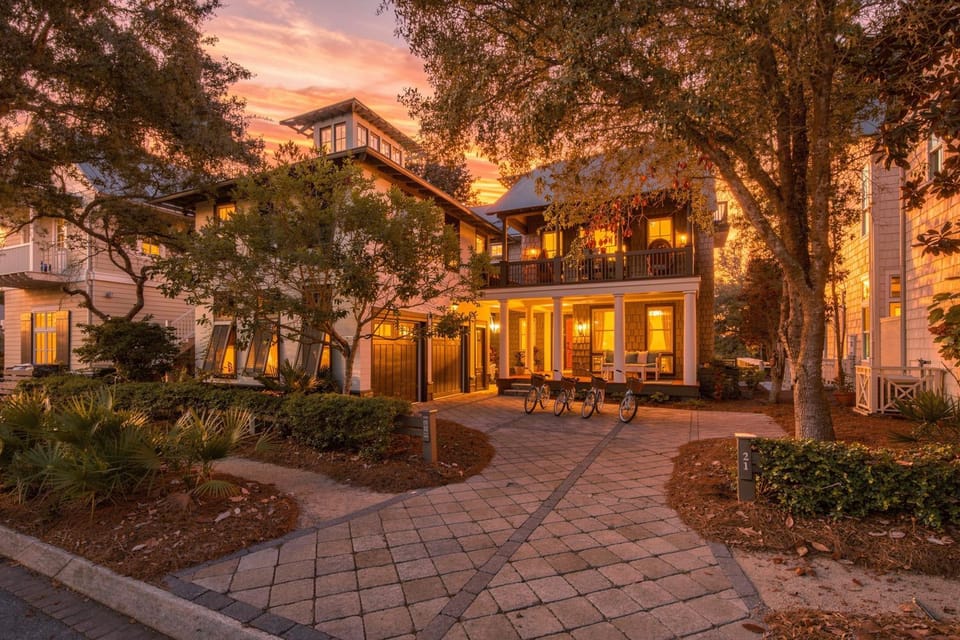 Beach Safari House in Seaside