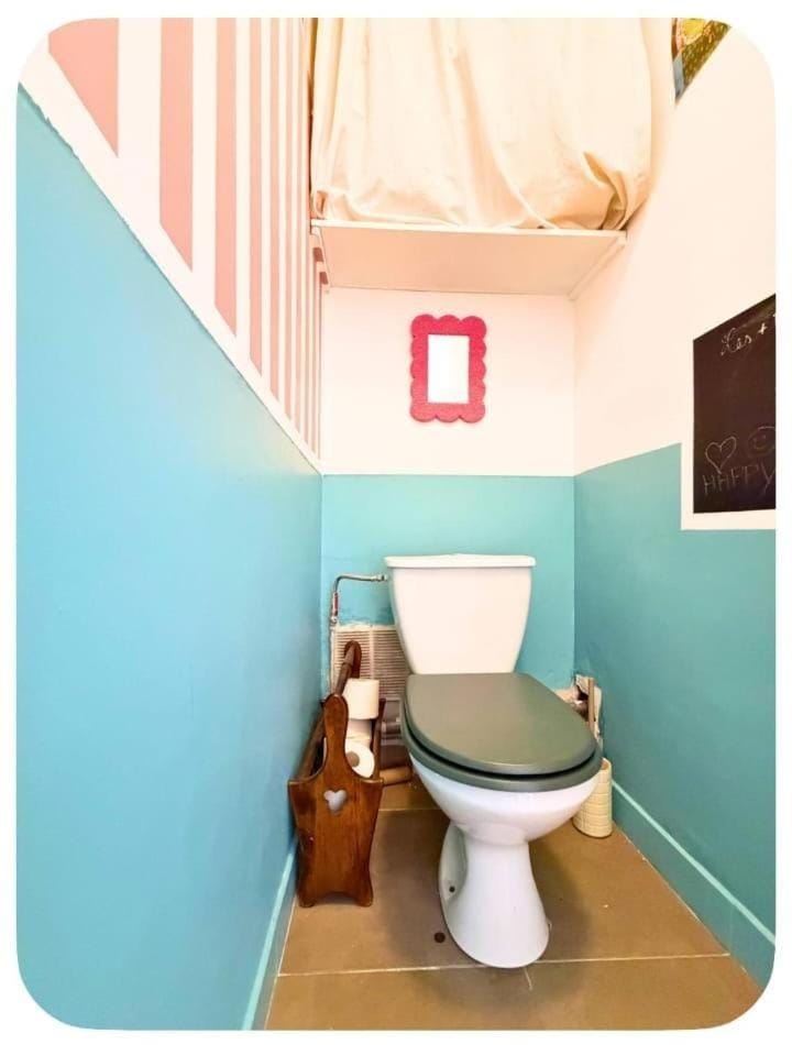 Toilet, Bathroom