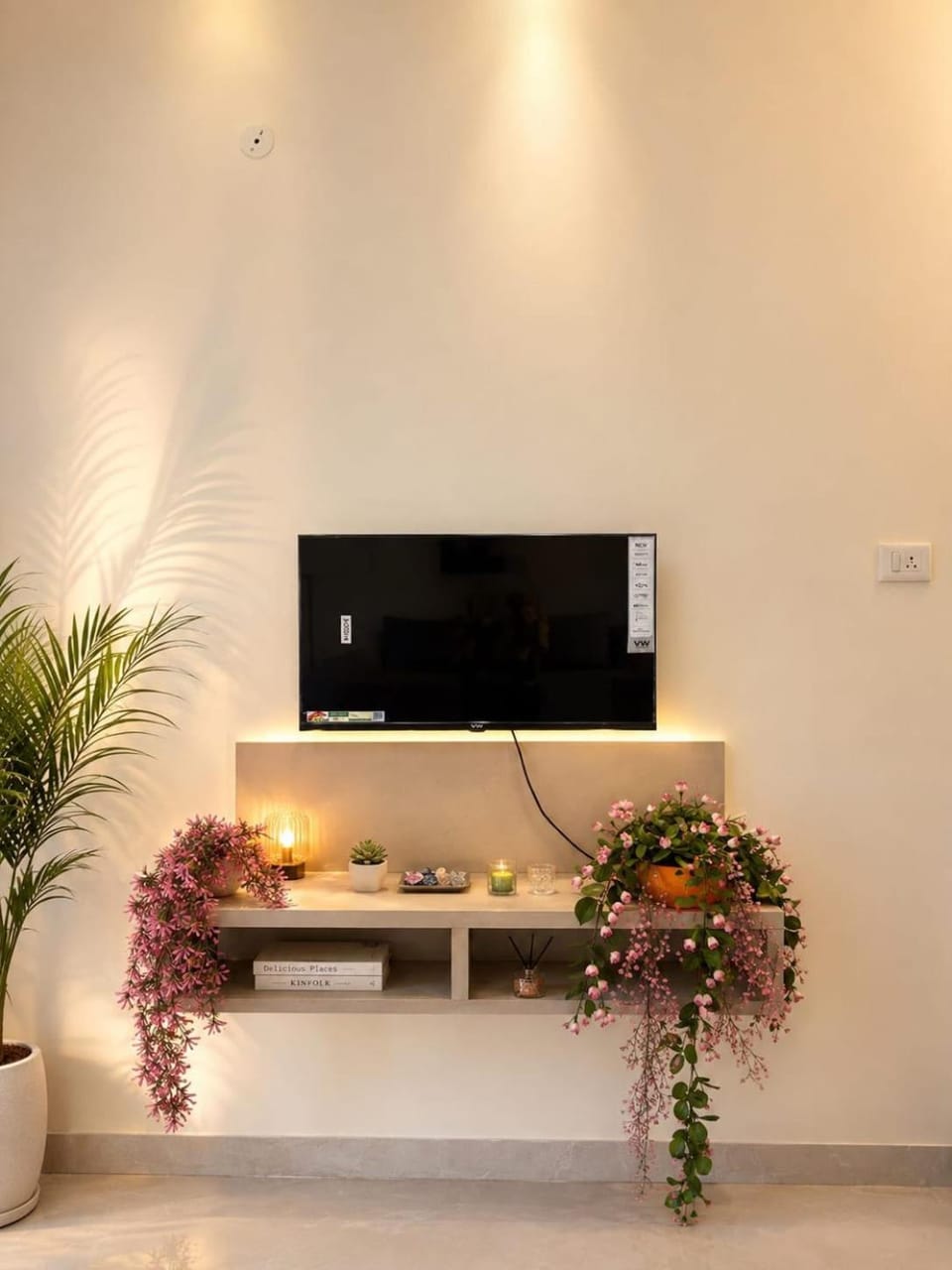 Communal lounge/ TV room, TV and multimedia, Evening entertainment