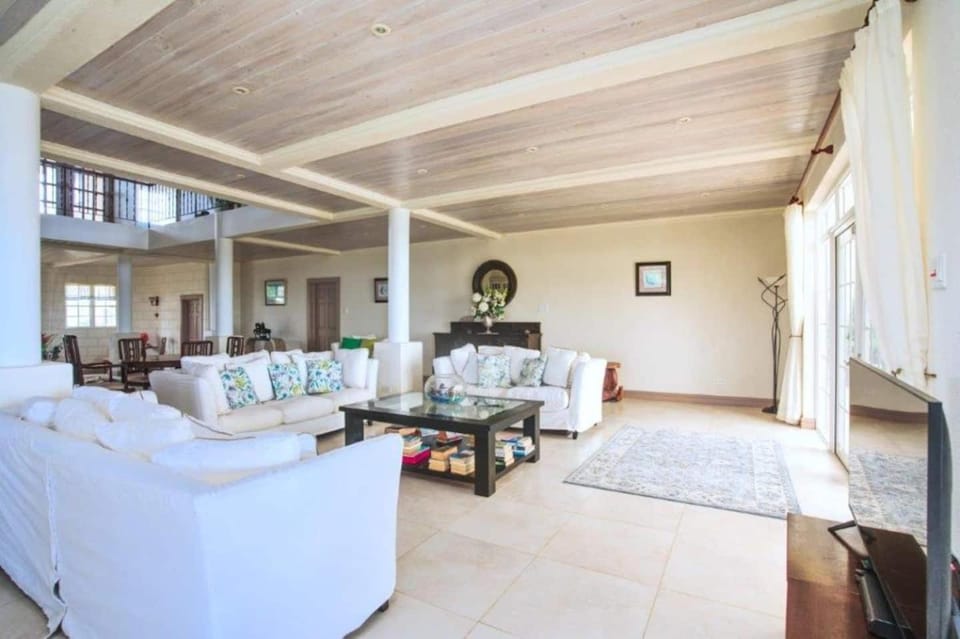 Beautiful 6 Bedroom Villa - Amazing Sea Views Villa in Bridgetown