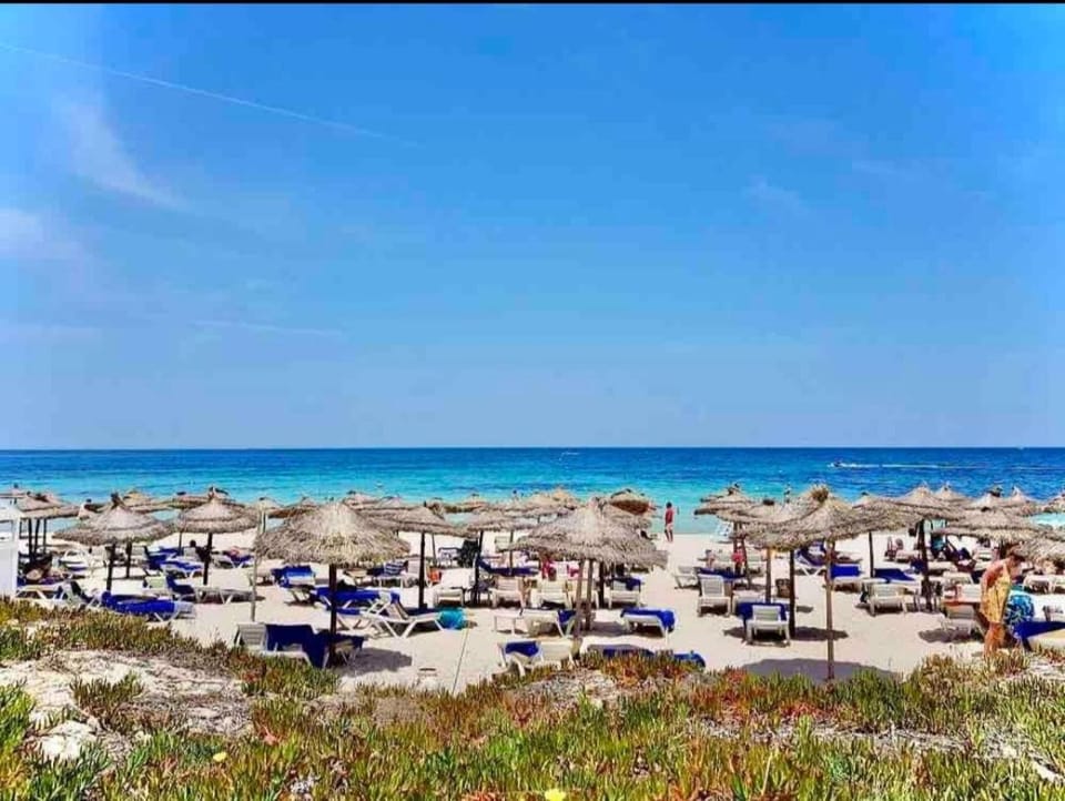 bungalow by the sea, Marina kantaoui With Wifi Apartment in Sousse Governorate, Tunisia