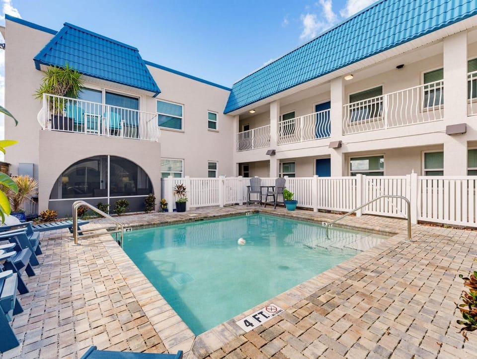El Mar Condos #113 - "Three Sisters" House in North Redington Beach