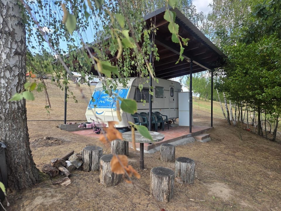 Karavan pri rybniku Nature lodge in Slovakia