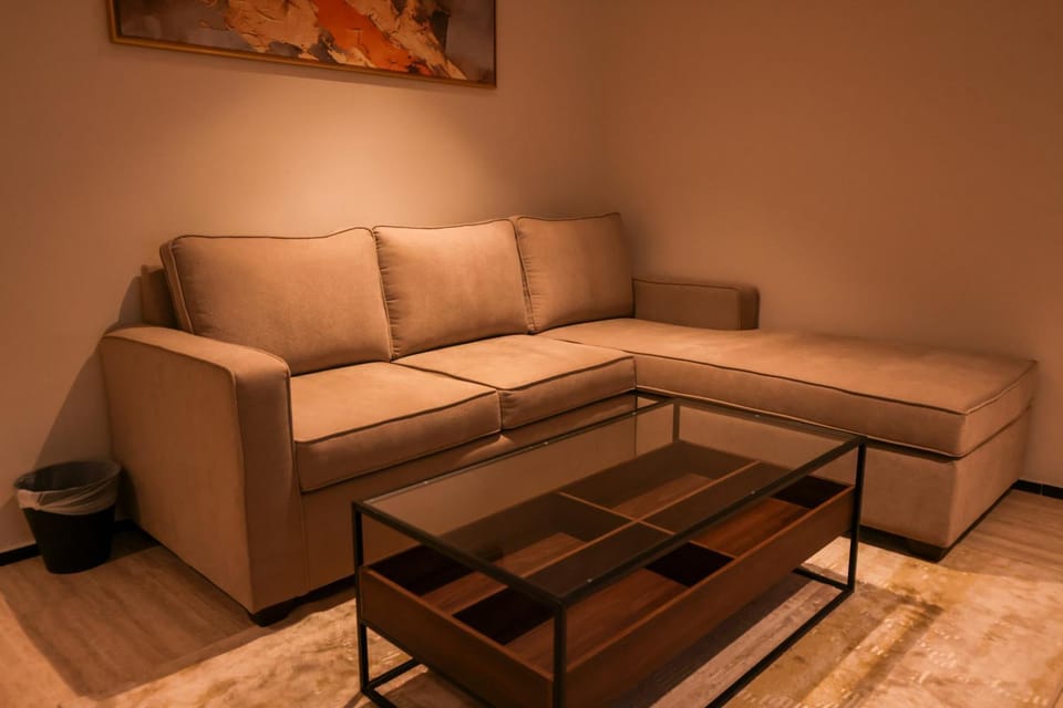 Luxury apartment with one bedroom and a living room, modern furnishings, full service, 11 m Apartment in Riyadh