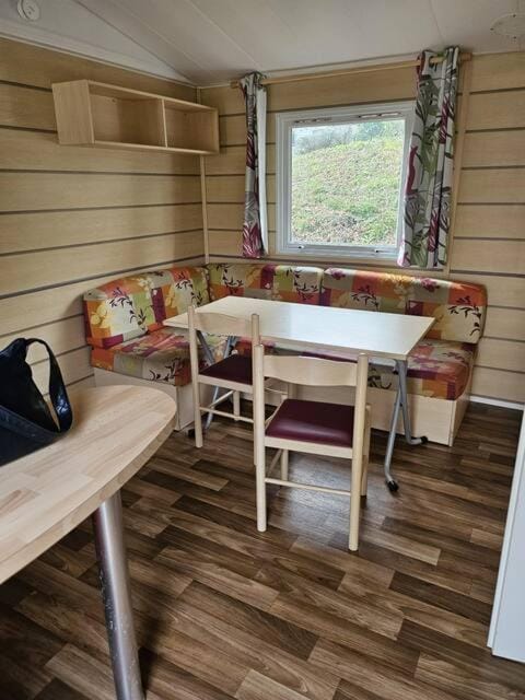 Mobil-Home Campground/ 
RV Resort in Île-de-France