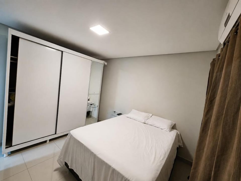 Bed, Bedroom, wardrobe, air conditioner