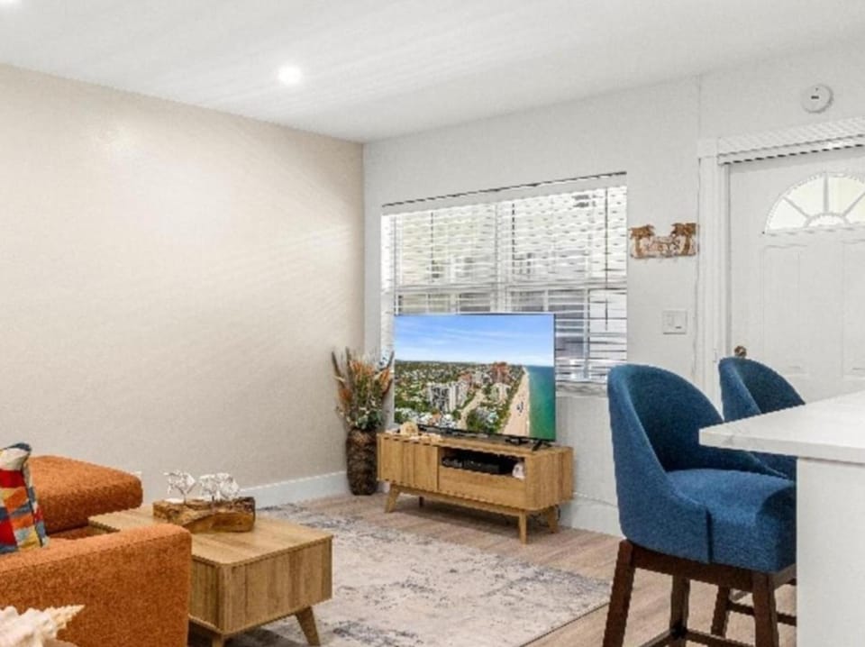 Renovated Fort Lauderdale Beach Studio Near the Ocean Apartment in Fort Lauderdale