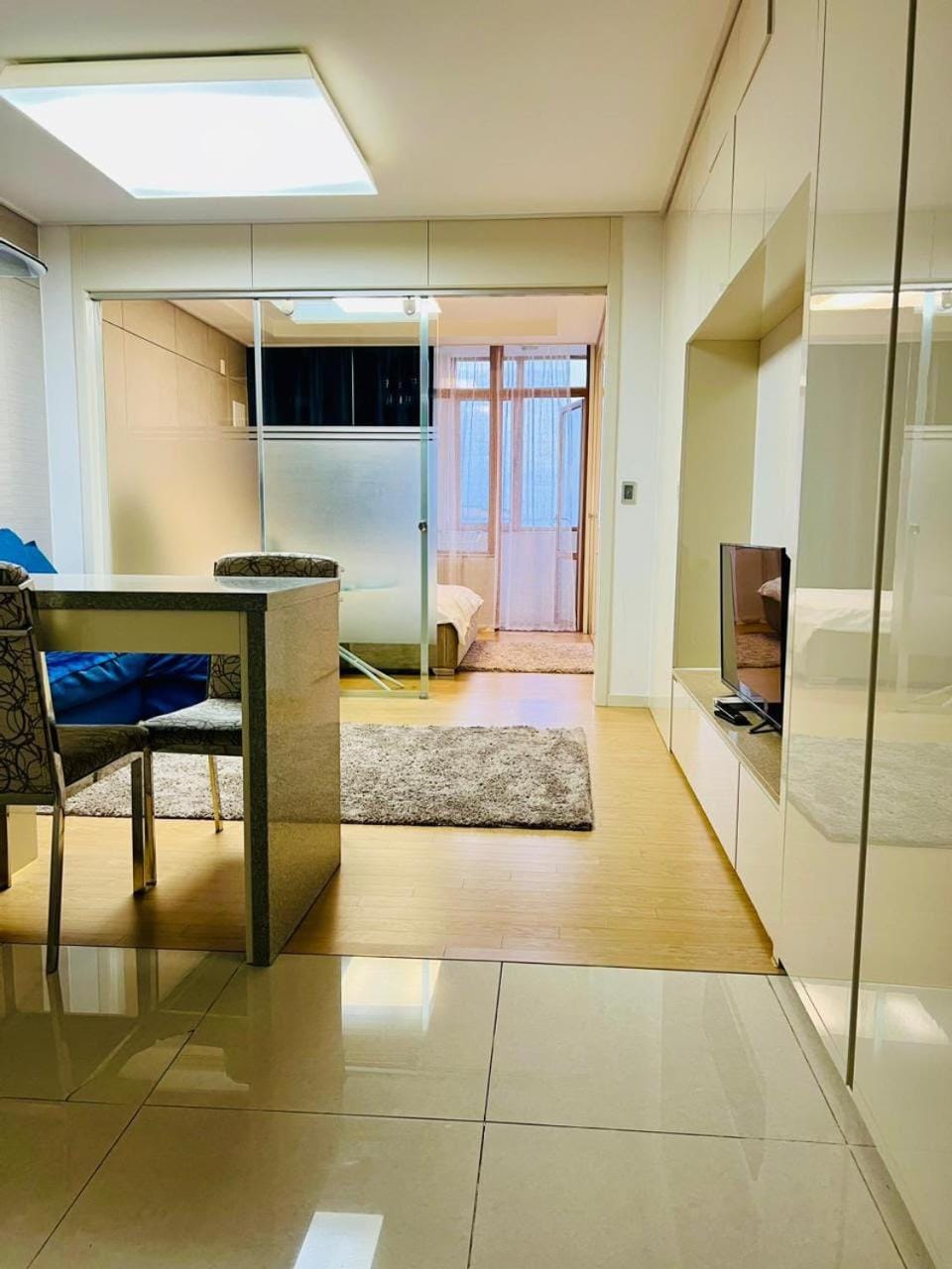 TV and multimedia, Living room, Seating area