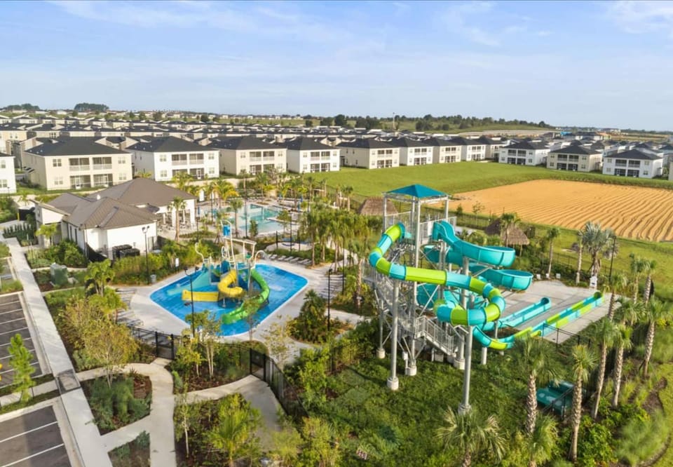 Day, Bird's eye view, Swimming pool