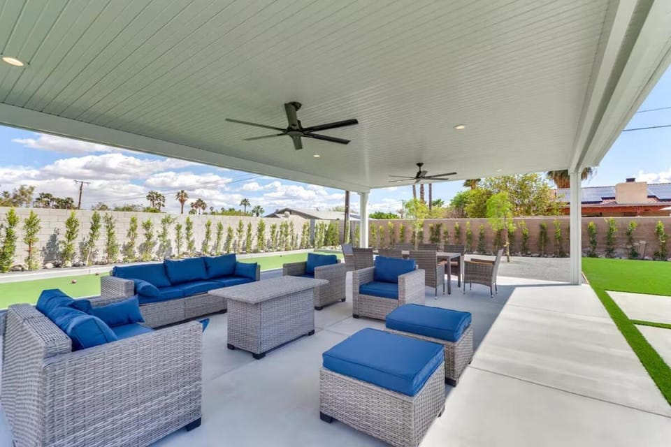 Seating area