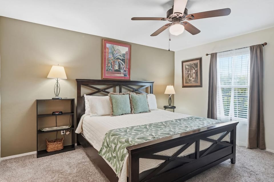 I-349 - End Unit - Lake and Fountain View House in Naples