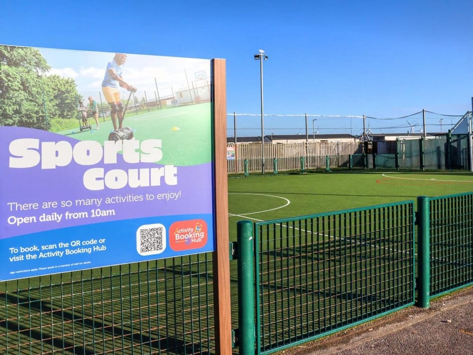 Mkrj Luxury Parkdean Camber Sands - Parking Sleeps 8 - Pet Friendly Campground/ 
RV Resort in Camber