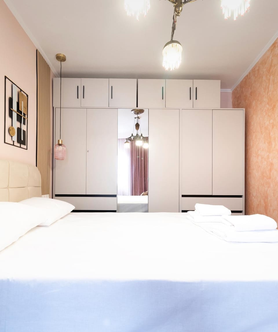 Bed, Bedroom, wardrobe