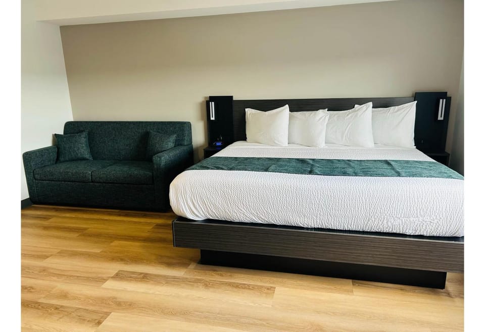 Bed, Living room, Bedroom