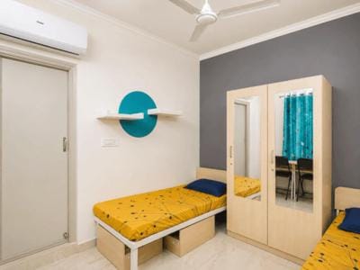 Kamlesh mrandi Hotel in Mumbai