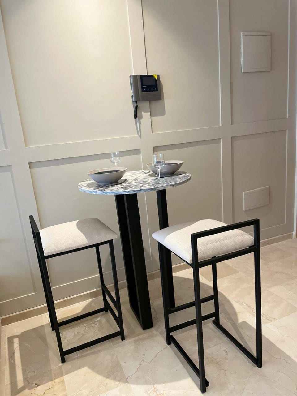 Center Of Casablanca TV 55' & Terrace Franceville Apartment in Casablanca