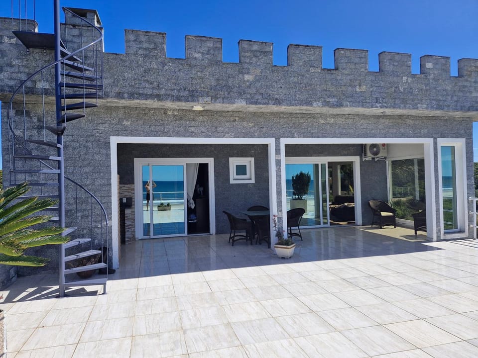 Castelinho Vacation rental in Guaratuba
