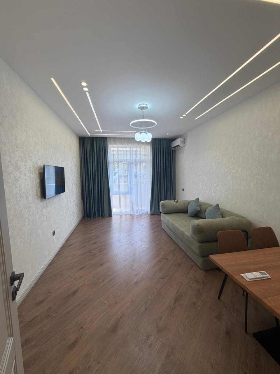 Newly Renovated Home Near City Center Apartment in Baku