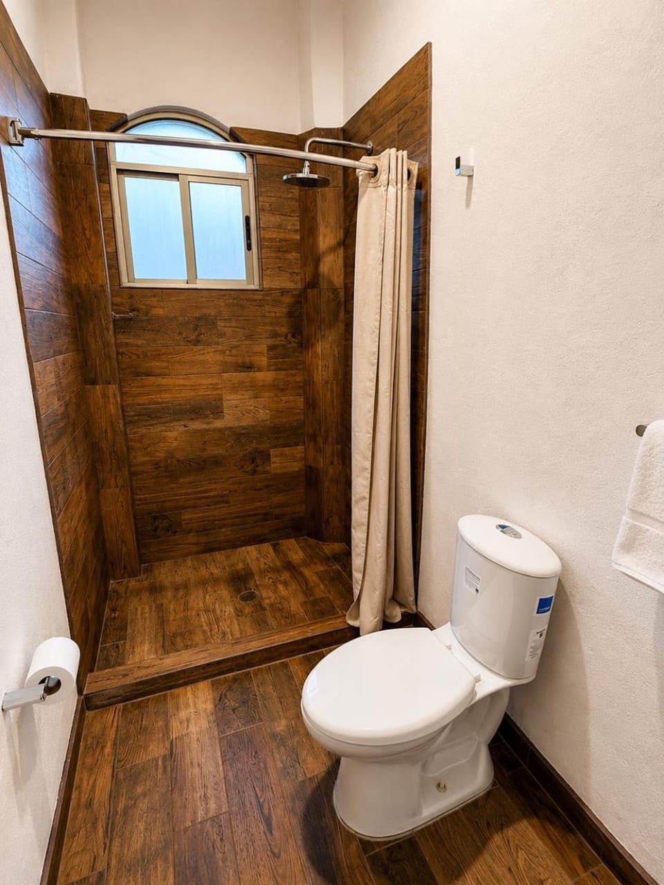 Shower, Bathroom, towels