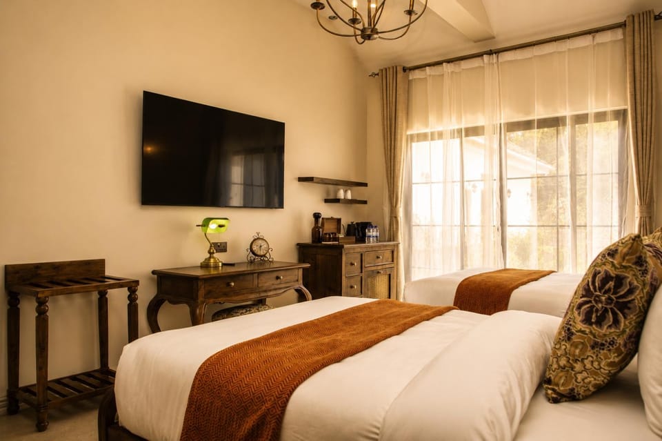 Bed, TV and multimedia