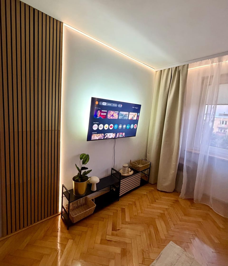 TV and multimedia, Living room